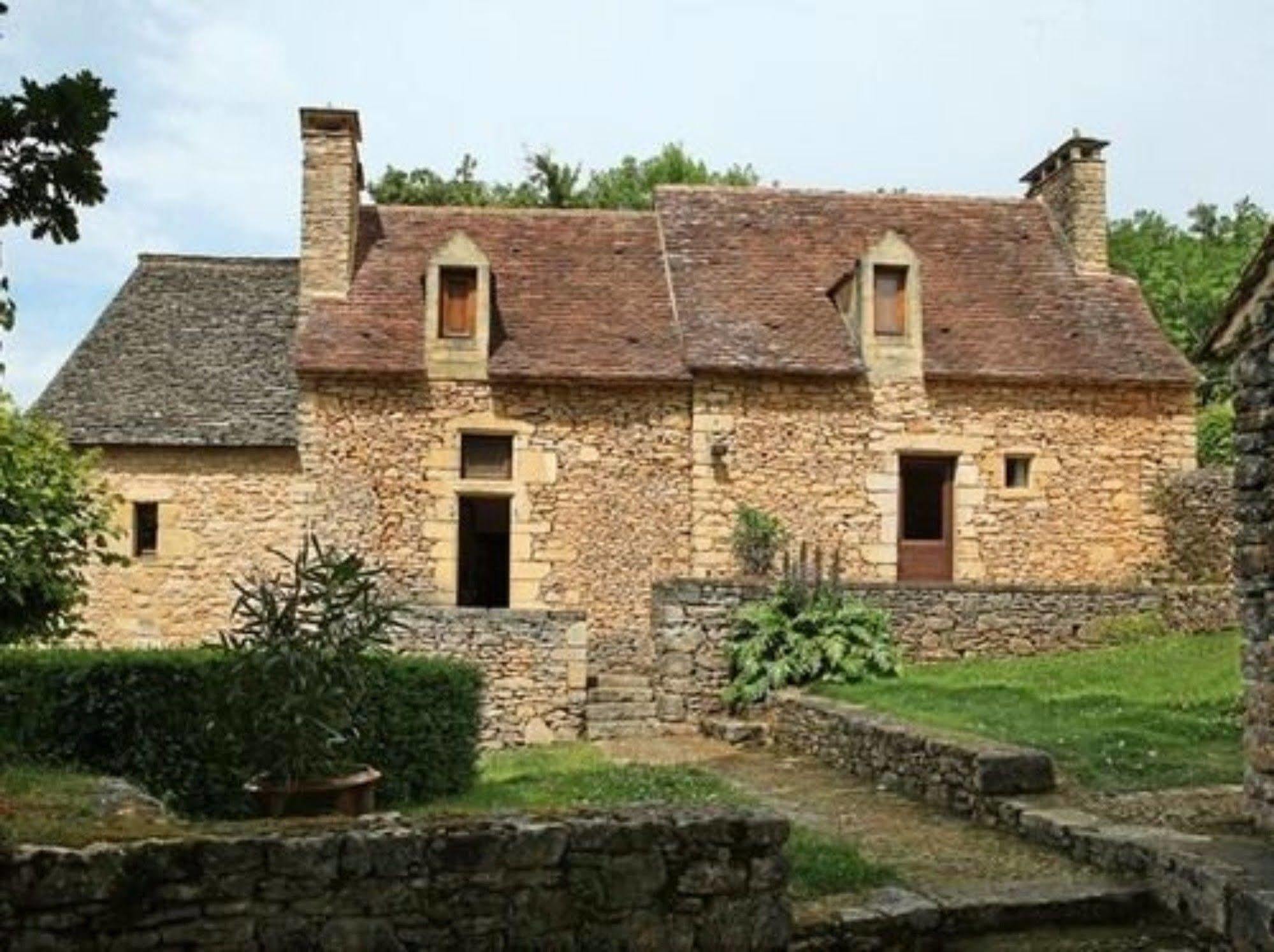 Chambres D'Hotes Avec Piscine La Rossillonie Beynac-et-Cazenac Εξωτερικό φωτογραφία
